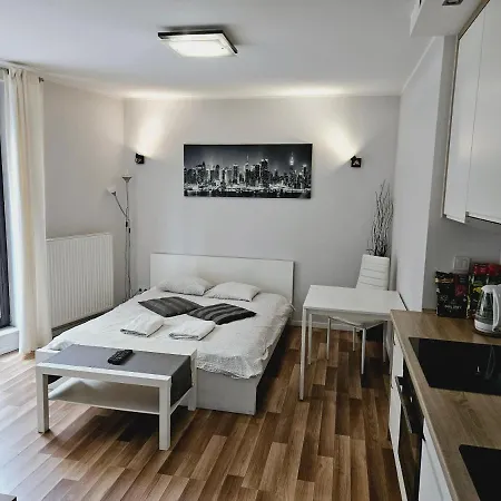 Studio Towarowa 35 Apartment *